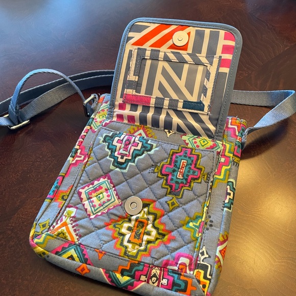 Vera Bradley Crossbody Bag NWOT - Picture 2 of 5